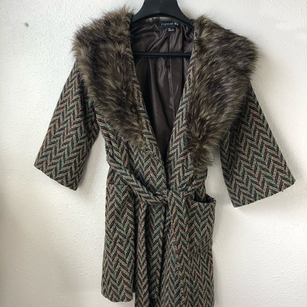 Forever 21 Fur Collar Coat Size S/P